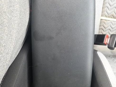 Used 2022 Chevrolet Equinox LS w/ LPO, Floor Liner Package image 31
