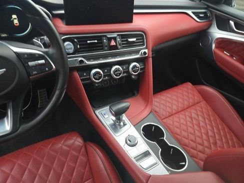 Used 2023 Genesis G70 3.3T w/ Sport Prestige Package image 7