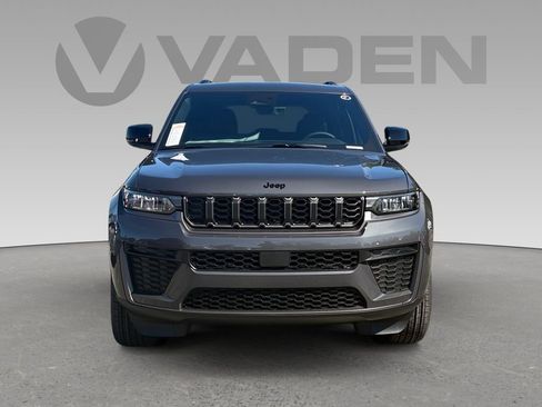 New 2026 Jeep Grand Cherokee Altitude image 26