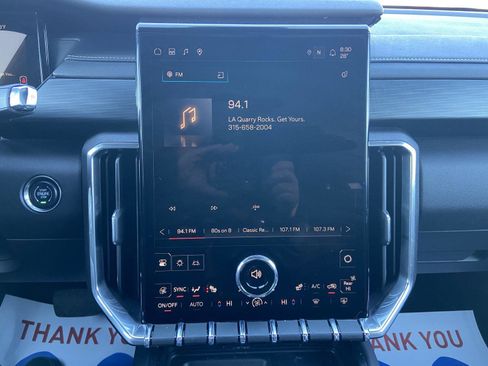 Used 2025 GMC Acadia Elevation image 49