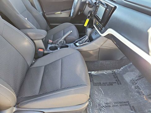 Used 2018 Toyota Corolla iM image 21