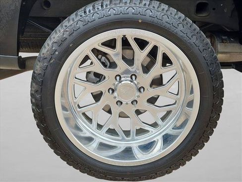 Used 2025 Chevrolet Silverado 1500 LT w/ Texas Edition Plus RWD image 24