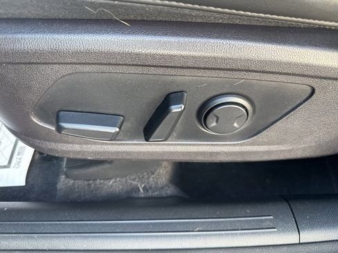 Certified 2021 Kia Sorento S image 9