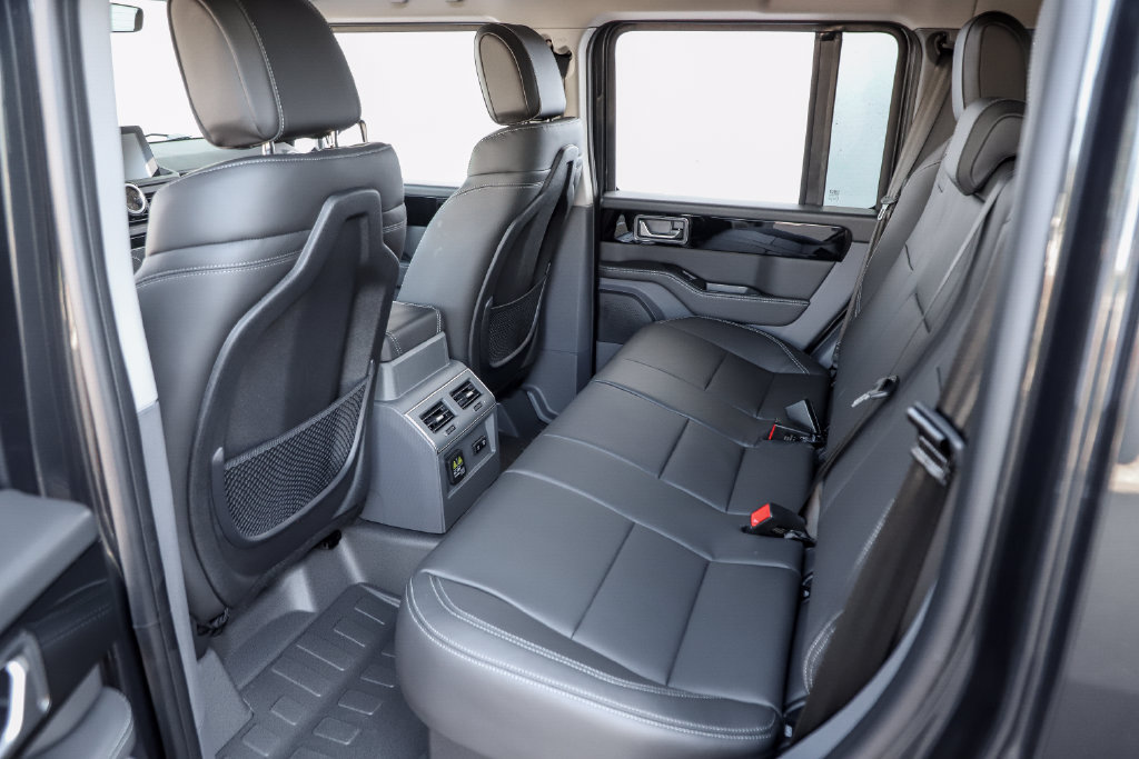 New 2026 INEOS Grenadier Station Wagon AWD/4WD image 38