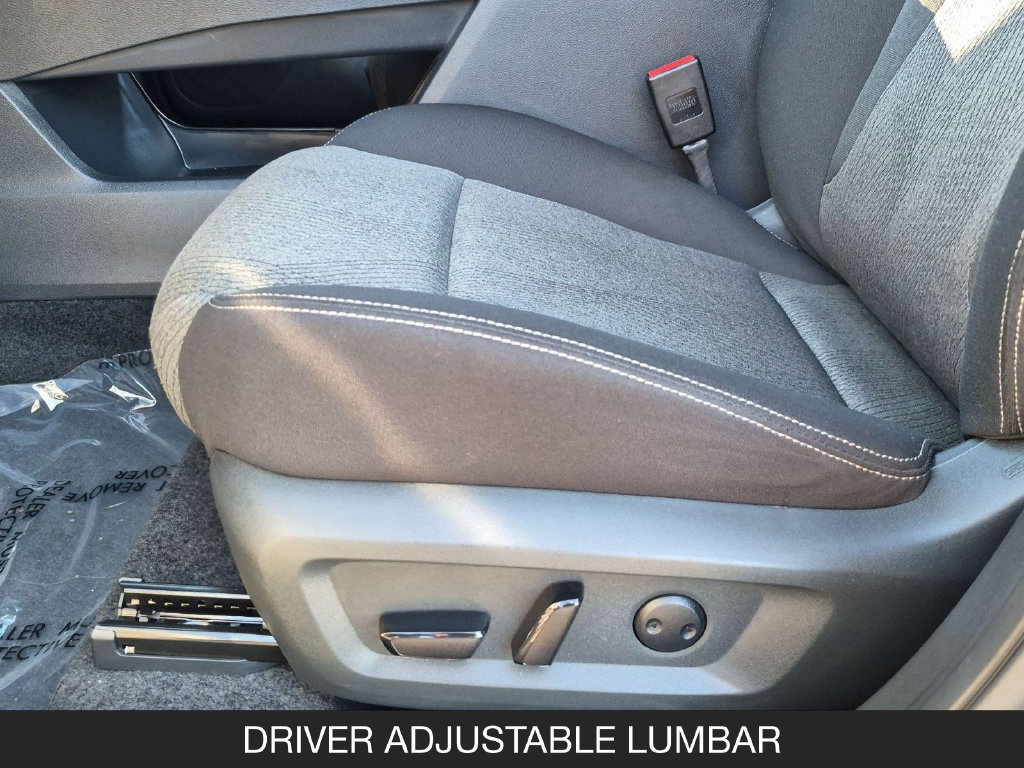 Certified 2026 Nissan Rogue SV FWD image 15