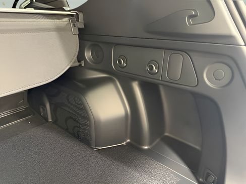 New 2026 Subaru Forester Premium AWD/4WD image 29