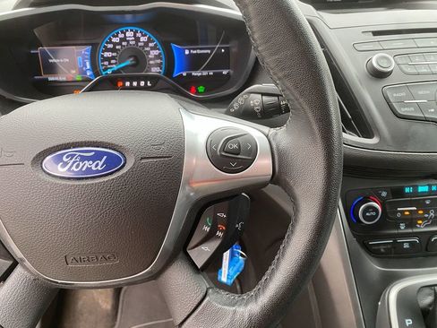 Used 2017 Ford C-MAX SE image 17