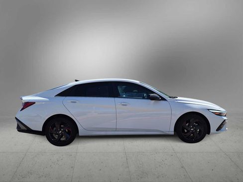 New 2026 Hyundai Elantra SEL Sport FWD image 9