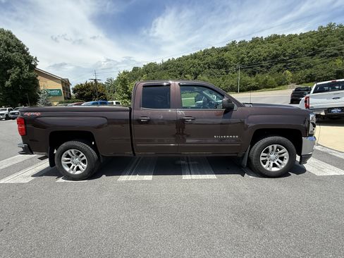Used 2016 Chevrolet Silverado 1500 LT w/ All Star Edition AWD/4WD image 4