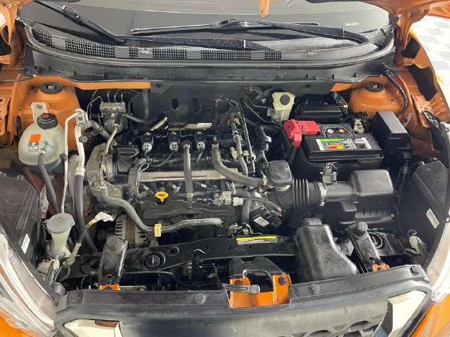 Used 2019 Nissan Kicks SR w/ SR Premium Package FWD image 21