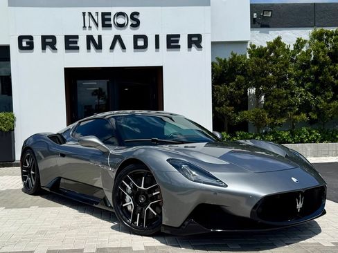 Used 2022 Maserati MC20 Coupe RWD image 1