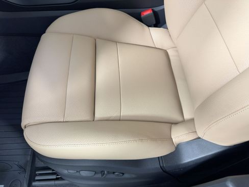 Certified 2026 Porsche Cayenne AWD/4WD image 14