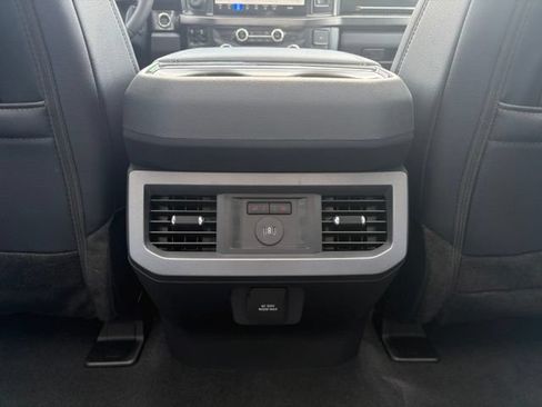 New 2026 Ford F250 Lariat w/ Lariat Premium Package AWD/4WD image 12