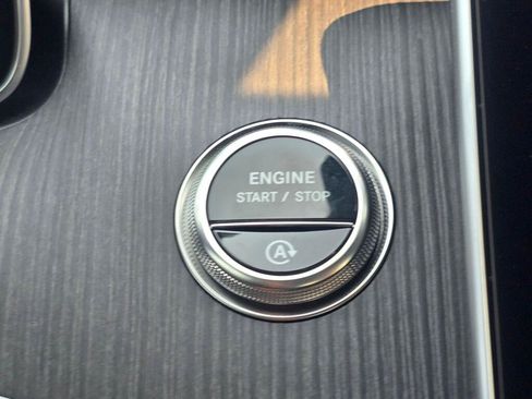 New 2026 Mercedes-Benz C 300 4MATIC Sedan image 37