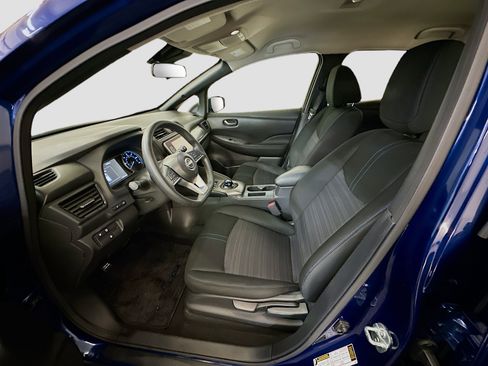 Used 2024 Nissan Leaf S FWD image 13