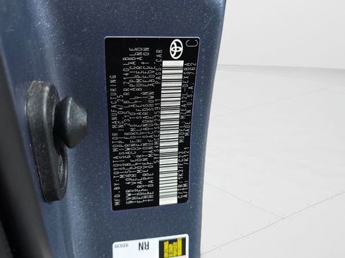 Used 2025 Toyota Corolla SE image 1