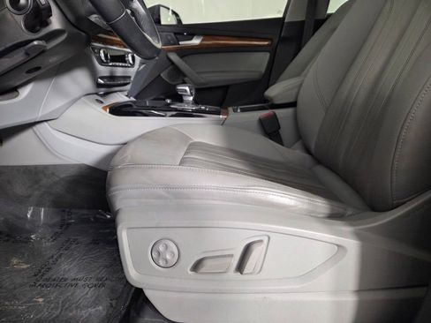 Used 2022 Audi Q5 2.0T Premium Plus image 12