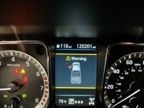 Used 2019 Nissan Titan PRO-4X AWD/4WD image 13