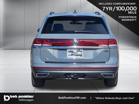 New 2026 Volkswagen Atlas SE image 25