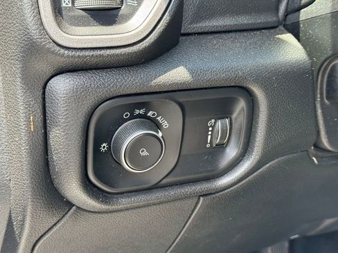 Used 2021 RAM 2500 Tradesman w/ Chrome Appearance Group RWD image 22