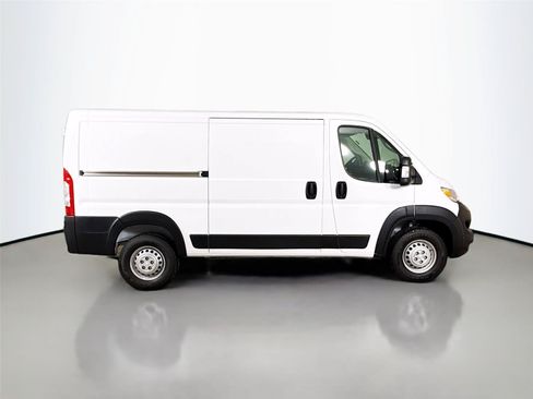 New 2025 RAM ProMaster 2500 w/ Power Group FWD image 18