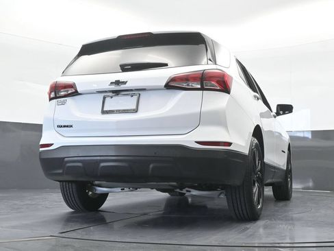 Used 2024 Chevrolet Equinox LS w/ LS Convenience Package FWD image 54