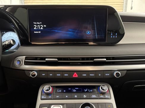 Used 2024 Hyundai Palisade SEL w/ Premium Package FWD image 18
