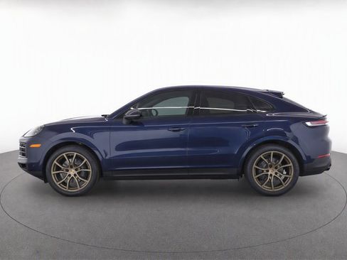 Used 2024 Porsche Cayenne Coupe AWD/4WD image 6