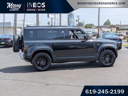 Used 2025 Land Rover Defender 110 S AWD/4WD image 5