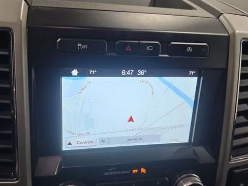 Used 2018 Ford F150 Lariat w/ Equipment Group 502A Luxury image 7