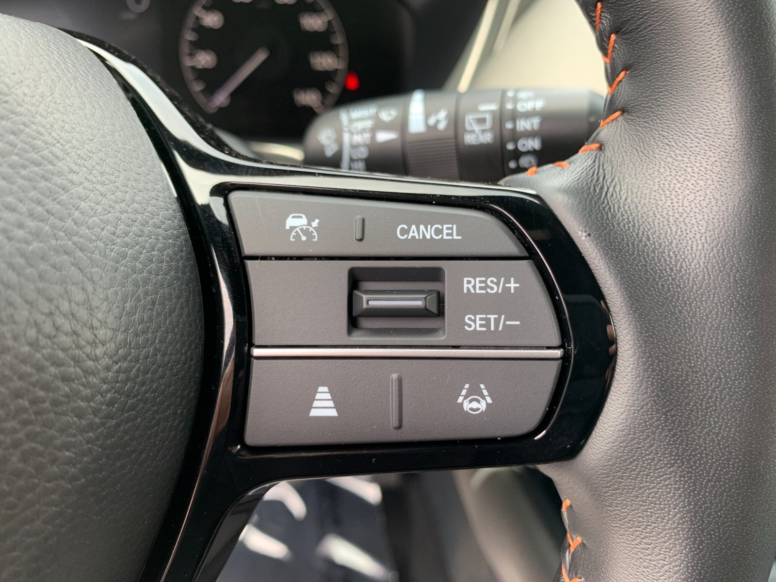 Certified 2026 Honda HR-V Sport image 28