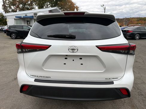 Used 2022 Toyota Highlander XLE image 8