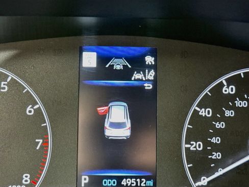 Used 2024 Toyota Corolla Cross LE w/ Moonroof Package AWD/4WD image 9