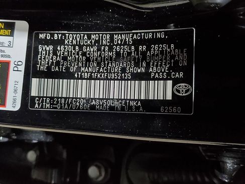 Used 2015 Toyota Camry LE image 35