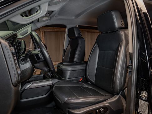 Used 2021 Chevrolet Silverado 2500 LTZ w/ LTZ Plus Package image 23