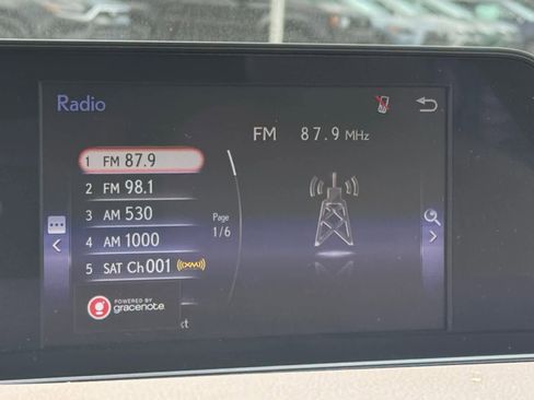 Used 2019 Lexus RX 350L w/ Premium Package image 6