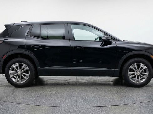 Used 2025 Chevrolet Equinox LT FWD image 11