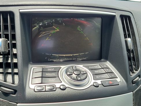 Used 2012 INFINITI G37 Convertible w/ Premium Pkg RWD image 28