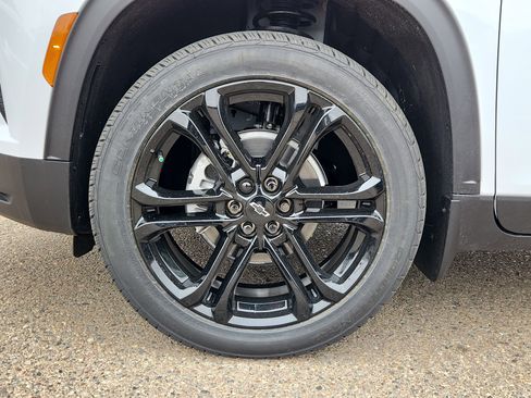 New 2026 Chevrolet Traverse LT FWD image 15