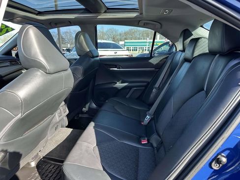 Used 2023 Toyota Camry XSE w/ Cold Weather Package image 7