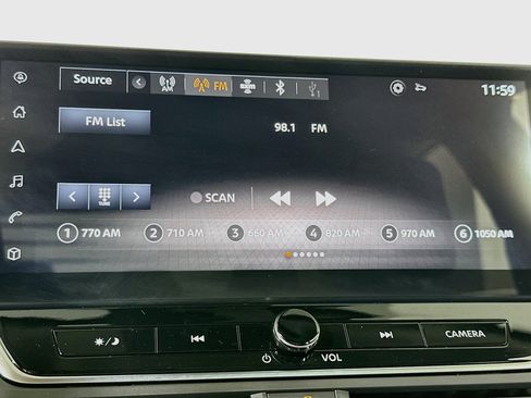 Used 2023 Nissan Altima 2.5 SV w/ SV Premium Package FWD image 21