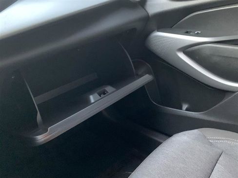 Used 2024 Chevrolet Trax RS w/ Driver Confidence Package image 21