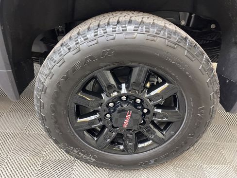 New 2026 GMC Sierra 2500 AT4 w/ AT4 Premium Plus Package image 4