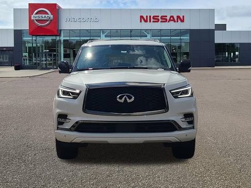 Used 2023 INFINITI QX80 Premium Select w/ Cargo Package AWD/4WD image 2