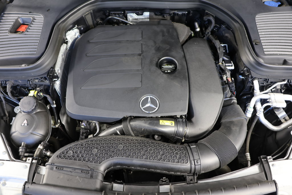 Used 2022 Mercedes-Benz GLC 300 4MATIC w/ Premium Package Lite image 25