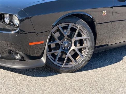 Used 2019 Dodge Challenger R/T Scat Pack image 25