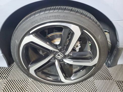 Used 2022 Honda Accord Sport image 10