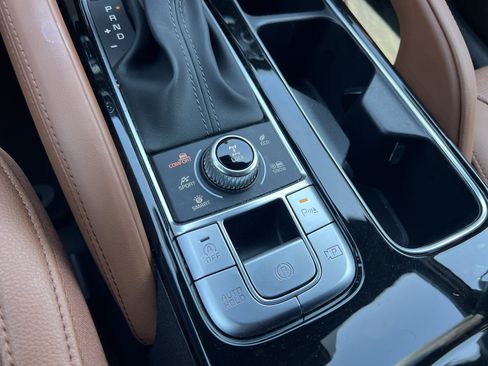 Certified 2025 Kia Telluride SX X-Line AWD/4WD image 34
