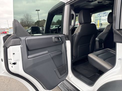 New 2025 Ford Bronco Outer Banks w/ Sasquatch Package image 33
