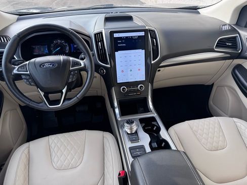 Certified 2023 Ford Edge Titanium image 29